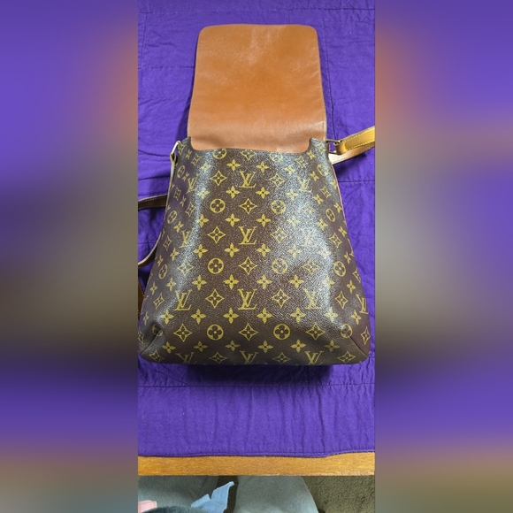 Louis Vuitton Brown Monogram Messenger Bag - Picture 6 of 15